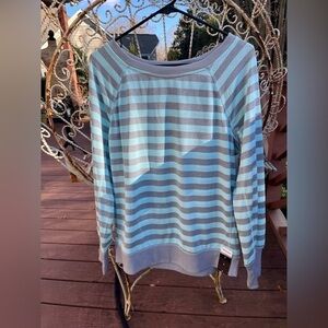 XERSION AthletIc Pullover Top Size L ATHLEISURE YOGA Vented Light Blue & Gray